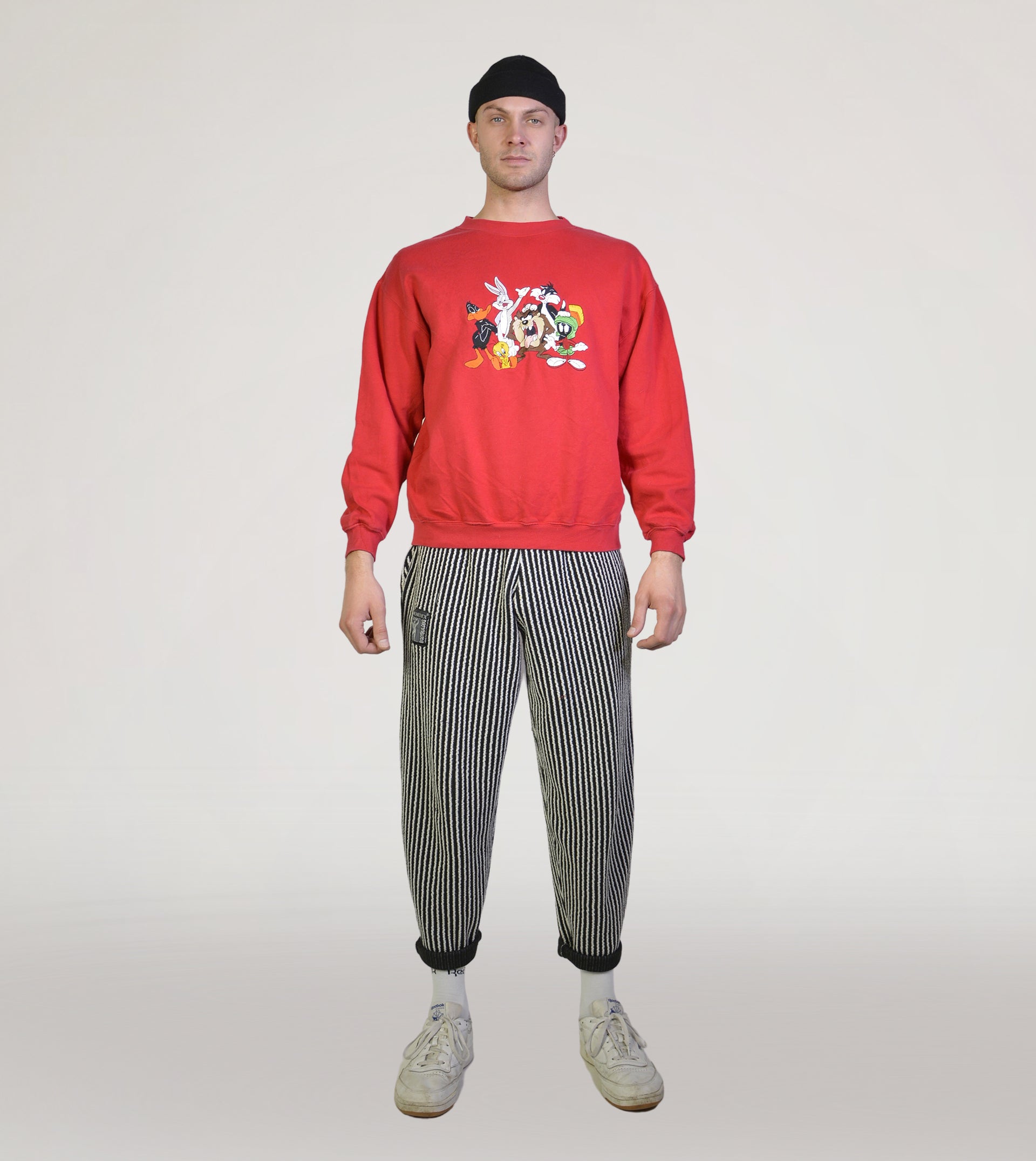 Red disney sweater - PICKNWEIGHT - VINTAGE KILO STORE
