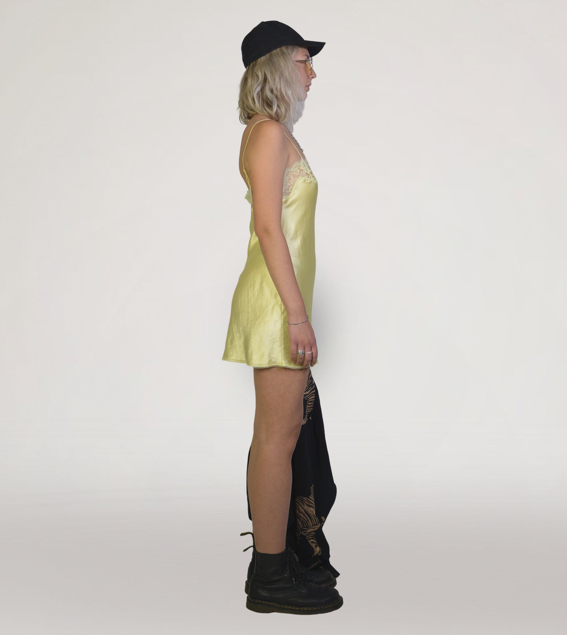 Yellow slip - PICKNWEIGHT - VINTAGE KILO STORE