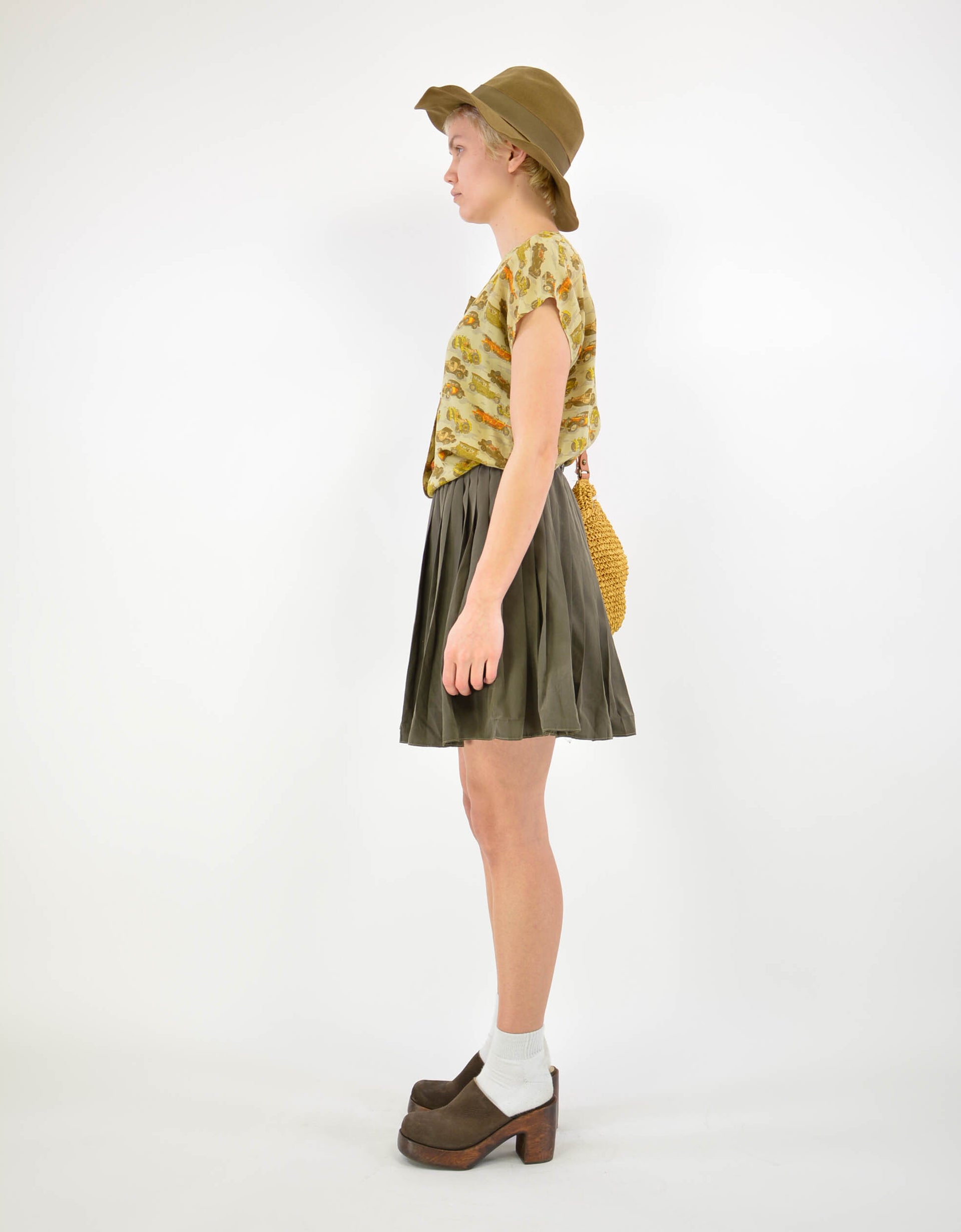 Old car silk blouse - PICKNWEIGHT - VINTAGE KILO STORE