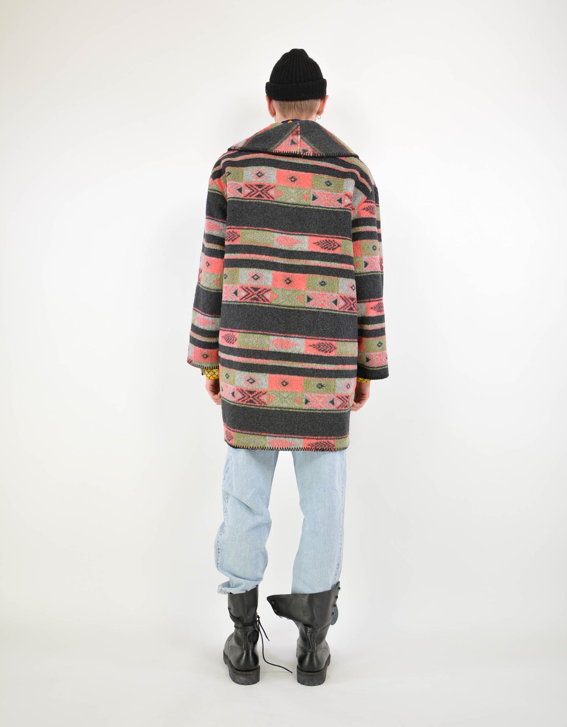 Native fleece coat - PICKNWEIGHT - VINTAGE KILO STORE