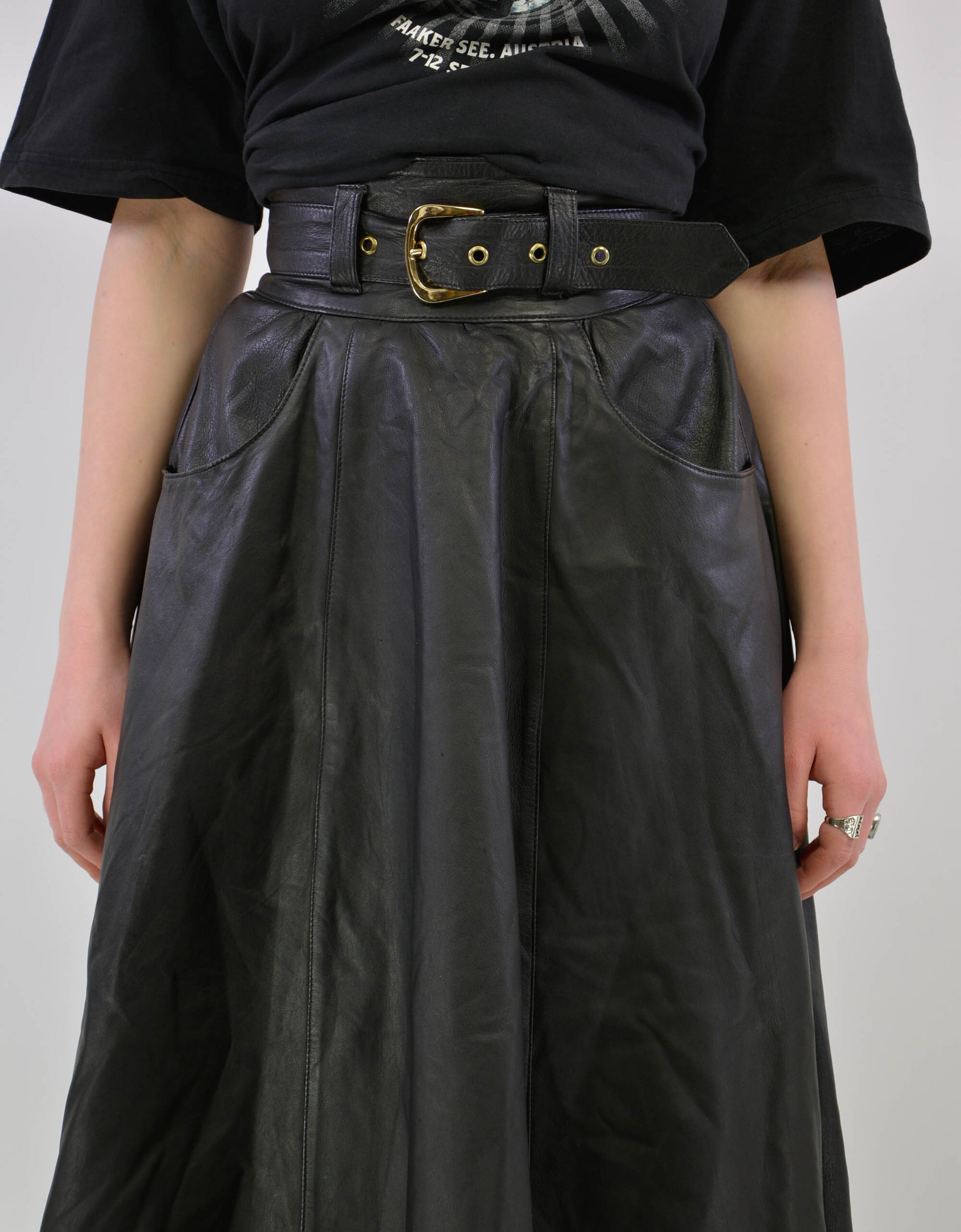 Leather skirt - PICKNWEIGHT - VINTAGE KILO STORE