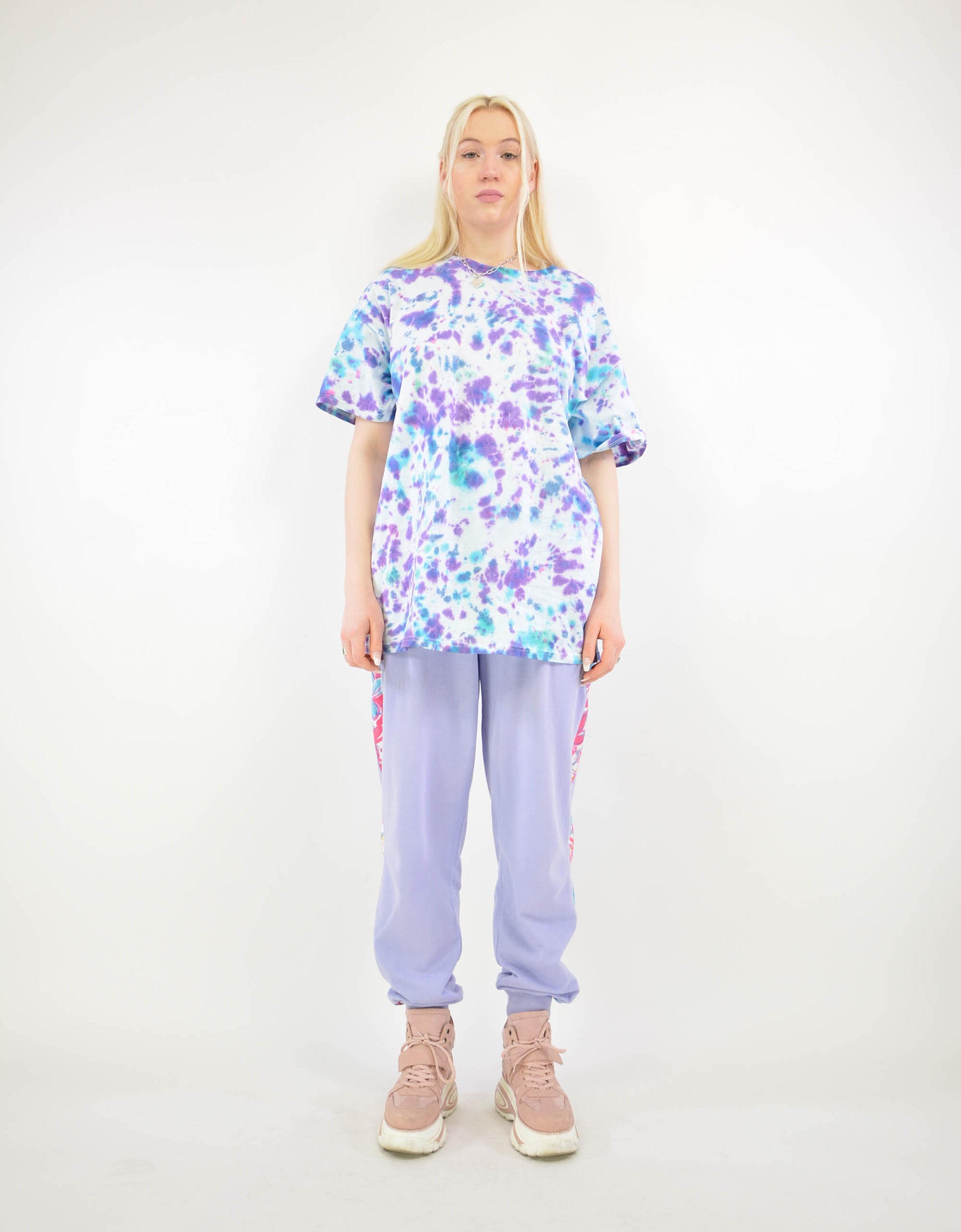 Batik tee - PICKNWEIGHT - VINTAGE KILO STORE