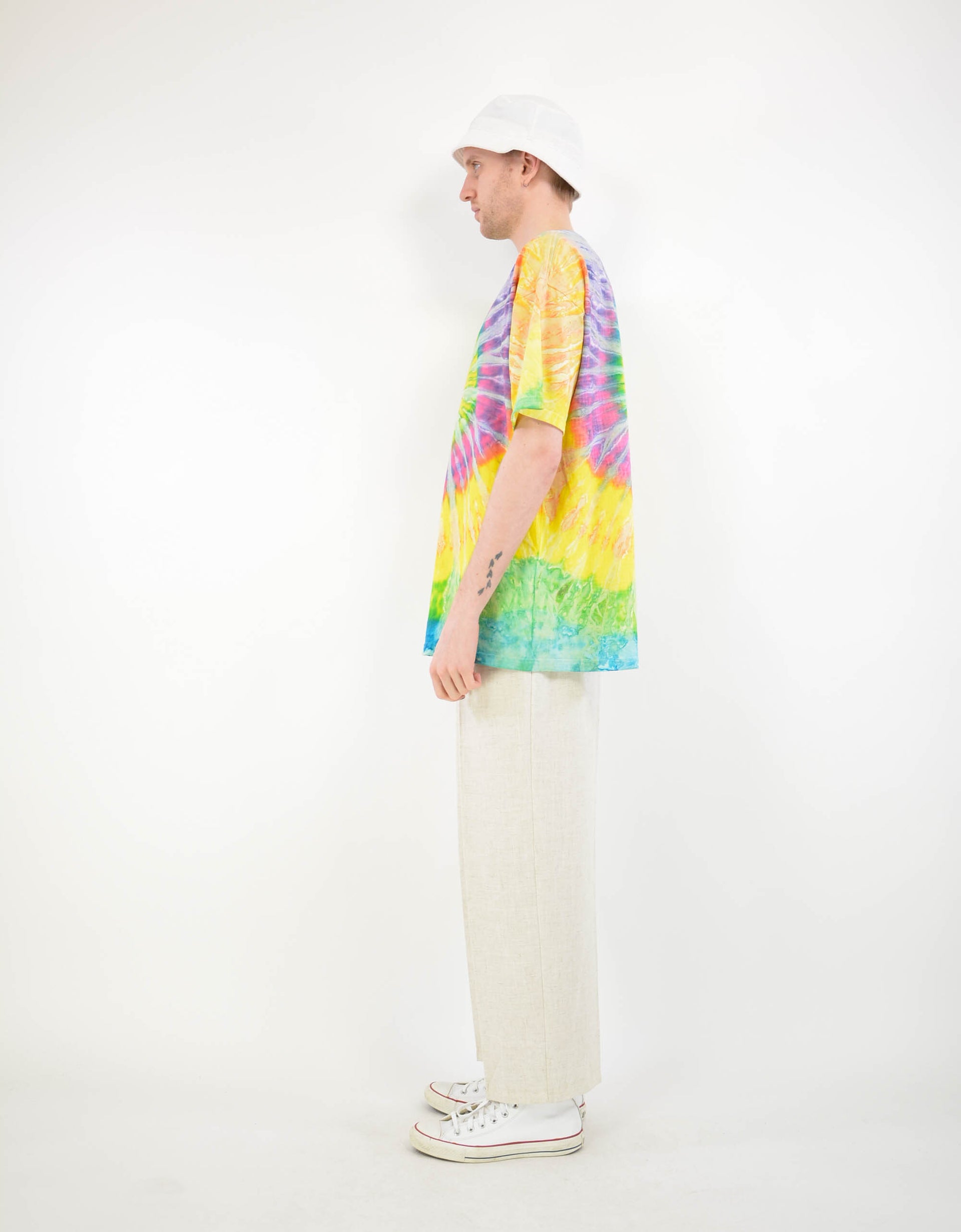 Batik tee - PICKNWEIGHT - VINTAGE KILO STORE