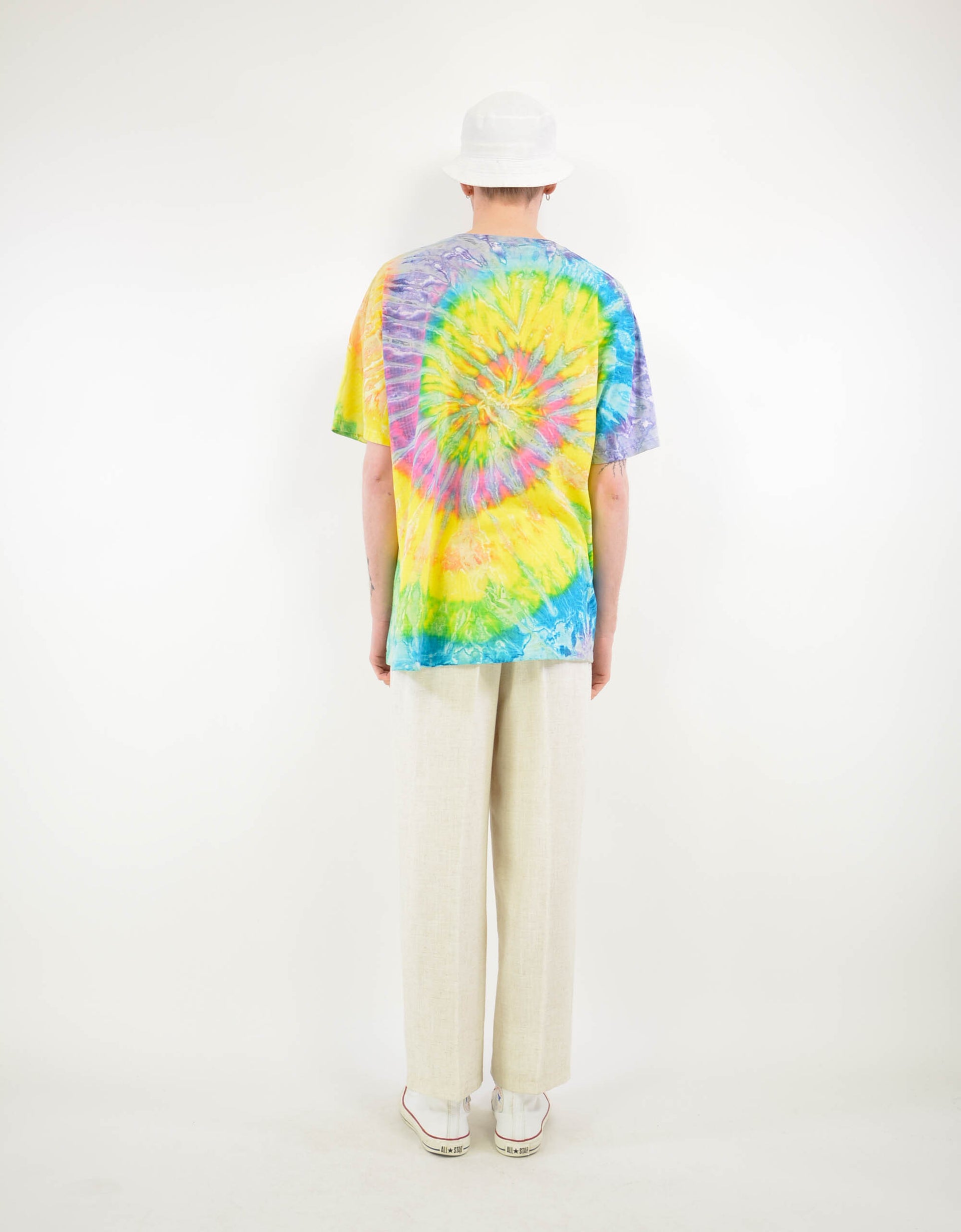 Batik tee - PICKNWEIGHT - VINTAGE KILO STORE