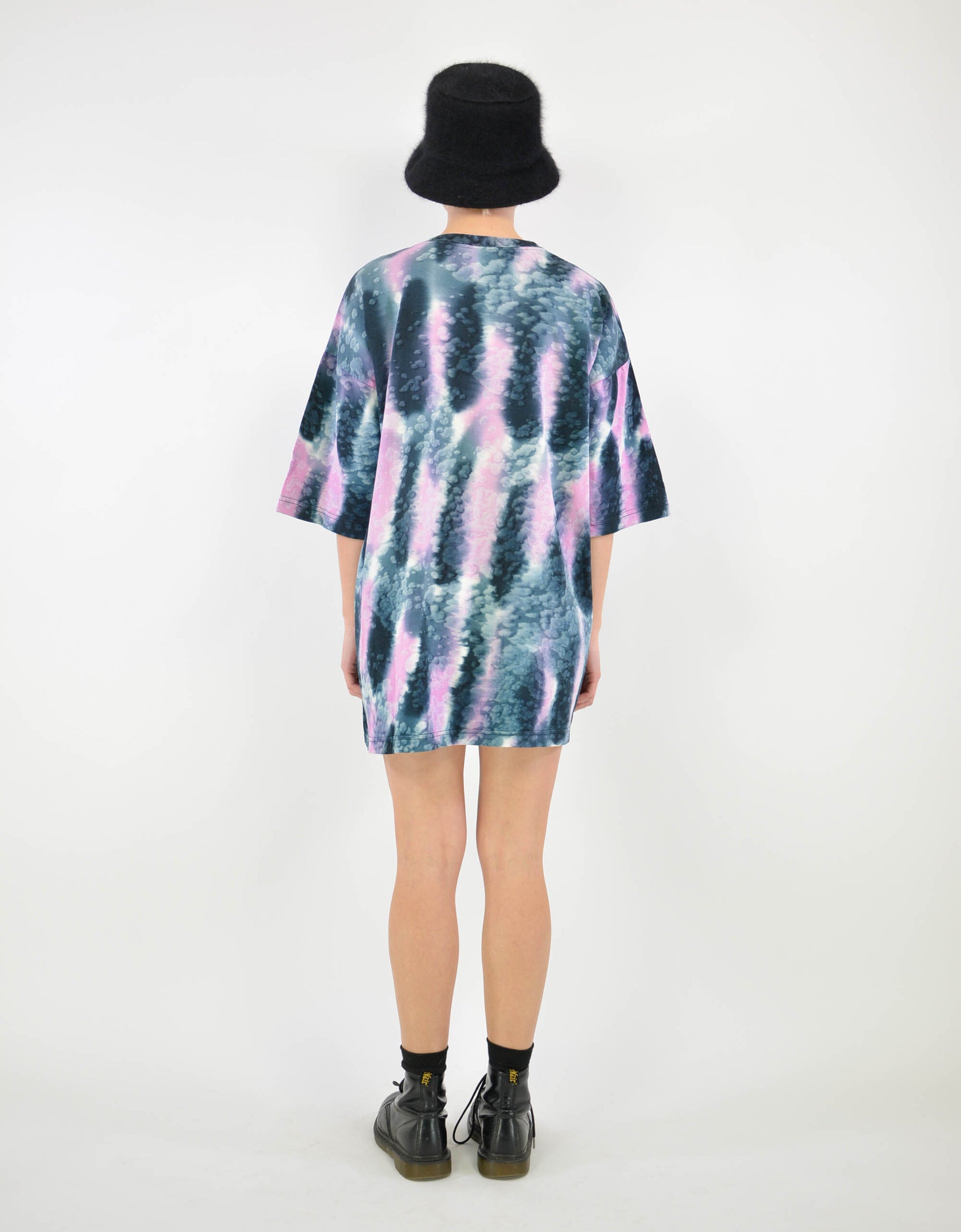 Batik tee - PICKNWEIGHT - VINTAGE KILO STORE