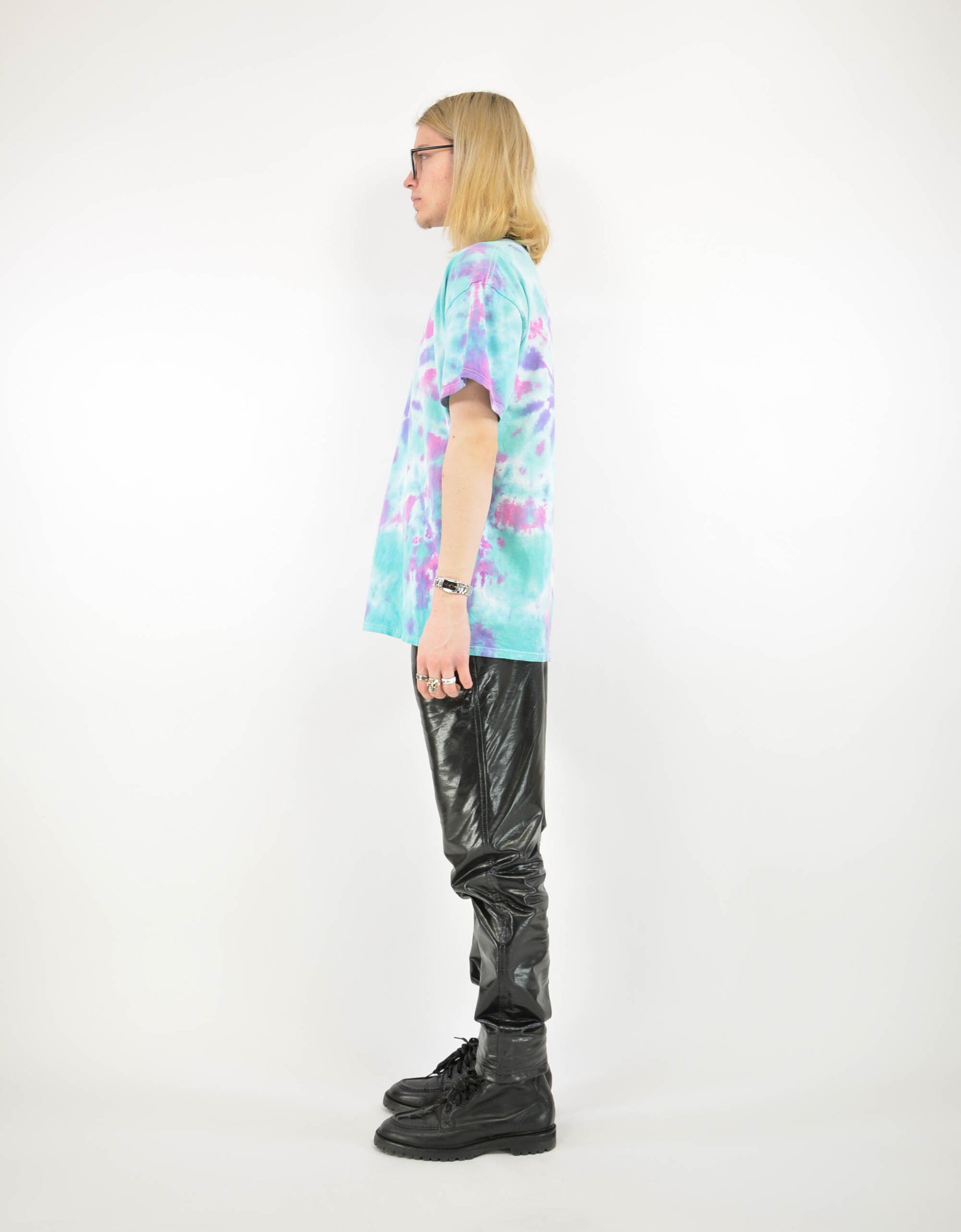 Batik tee - PICKNWEIGHT - VINTAGE KILO STORE
