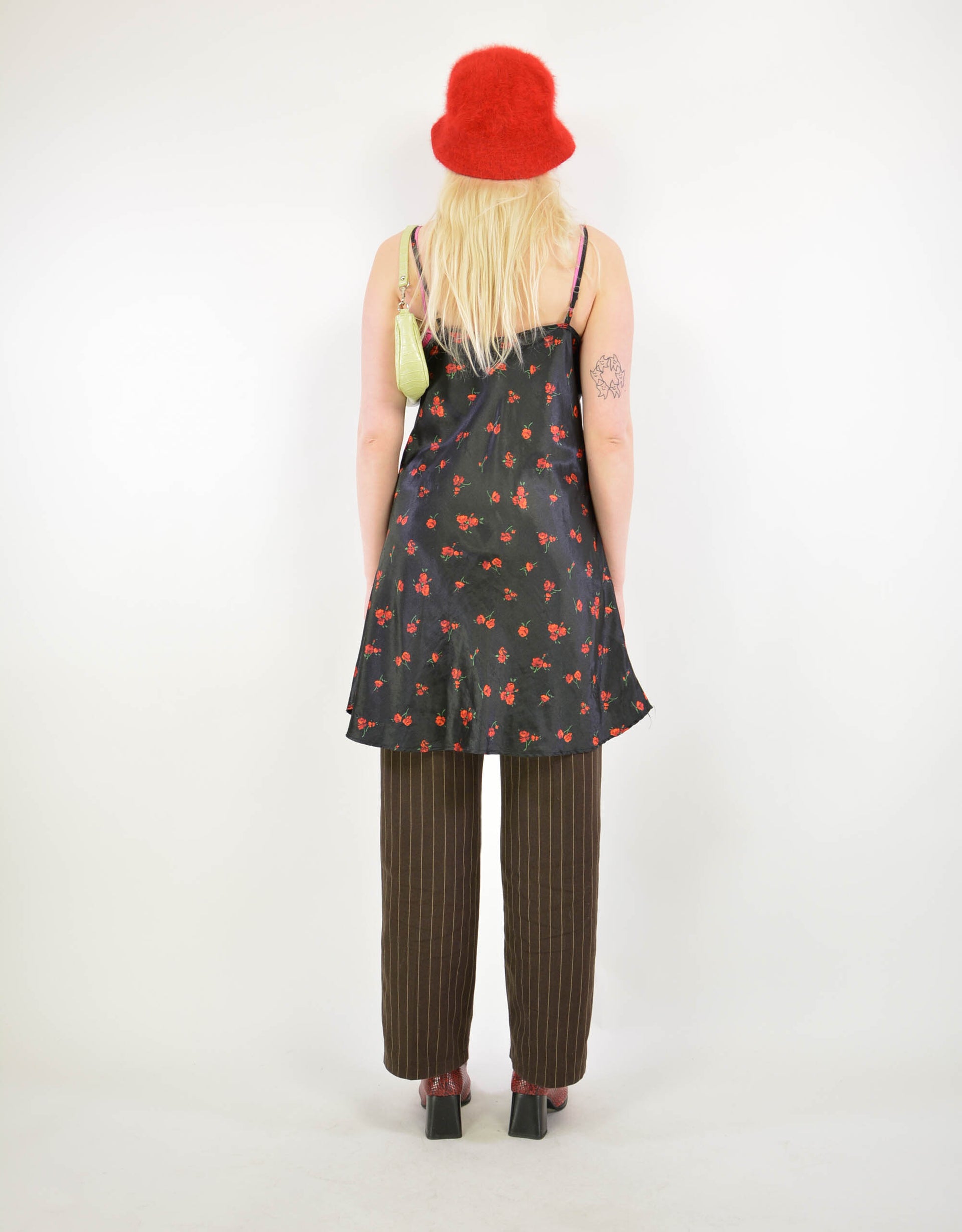 Negligee - PICKNWEIGHT - VINTAGE KILO STORE