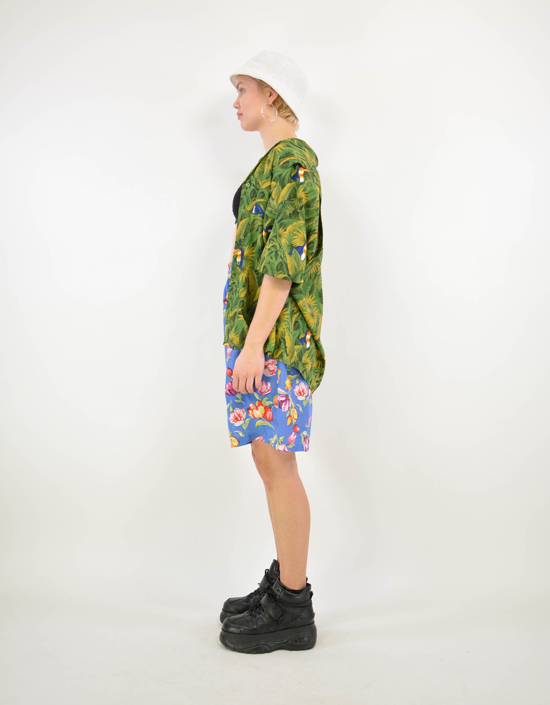 Flower silk short - PICKNWEIGHT - VINTAGE KILO STORE