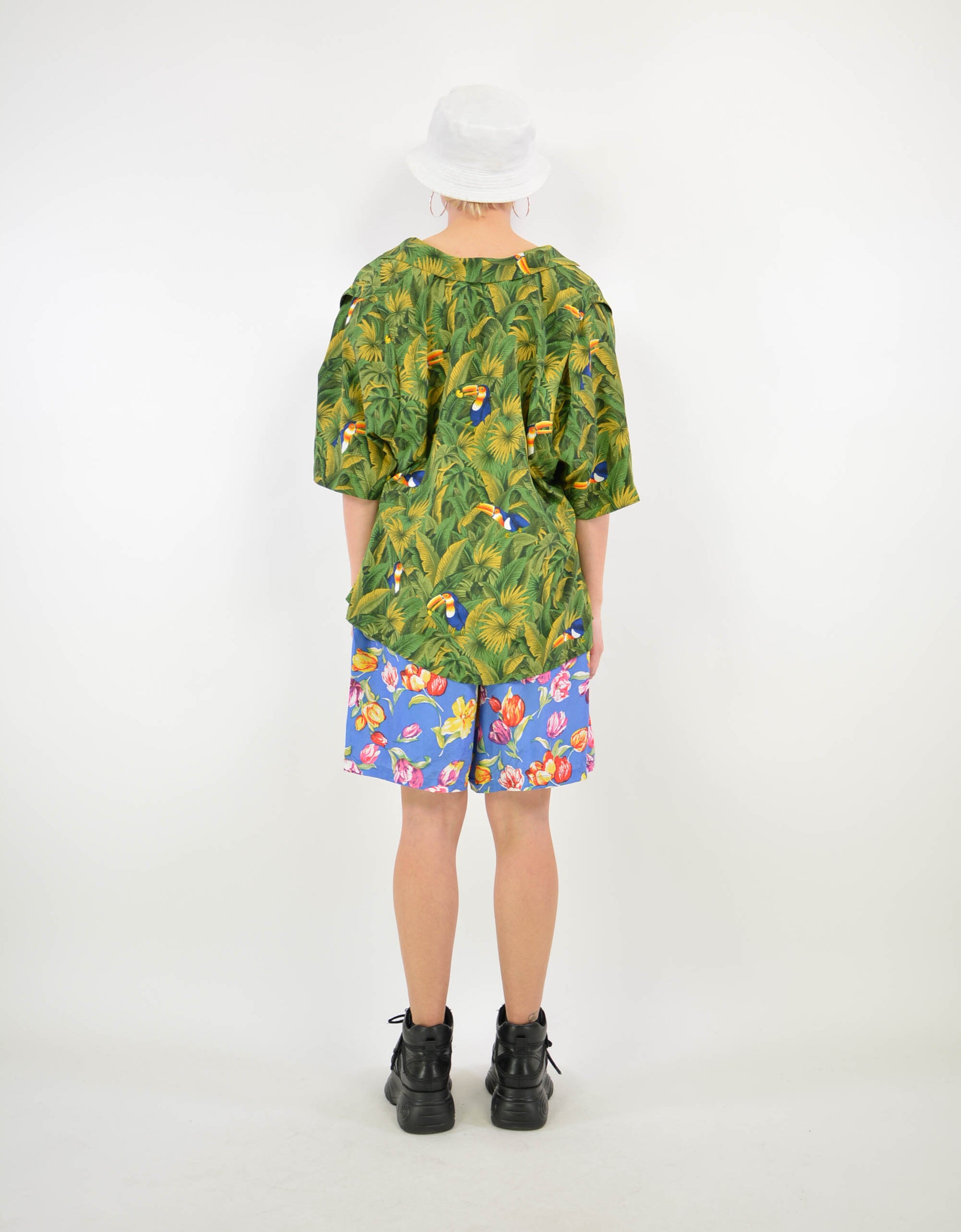 Flower silk short - PICKNWEIGHT - VINTAGE KILO STORE