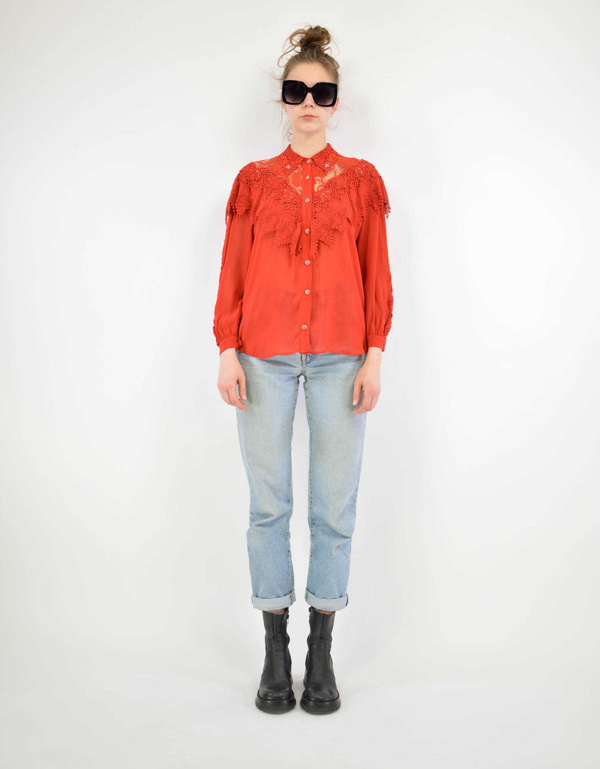 Red embroidered ruffle blouse - PICKNWEIGHT - VINTAGE KILO STORE