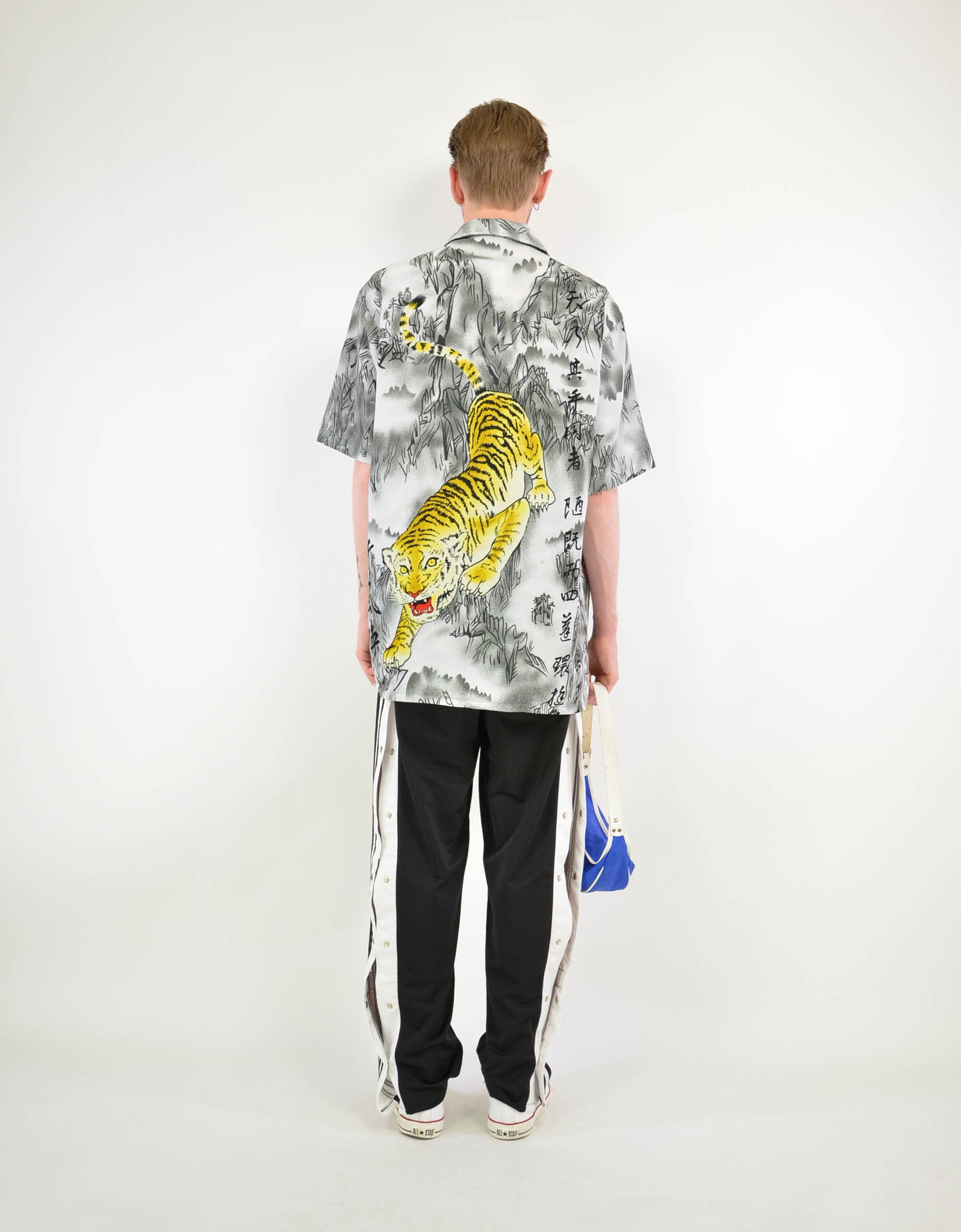00s tiger print shirt - PICKNWEIGHT - VINTAGE KILO STORE