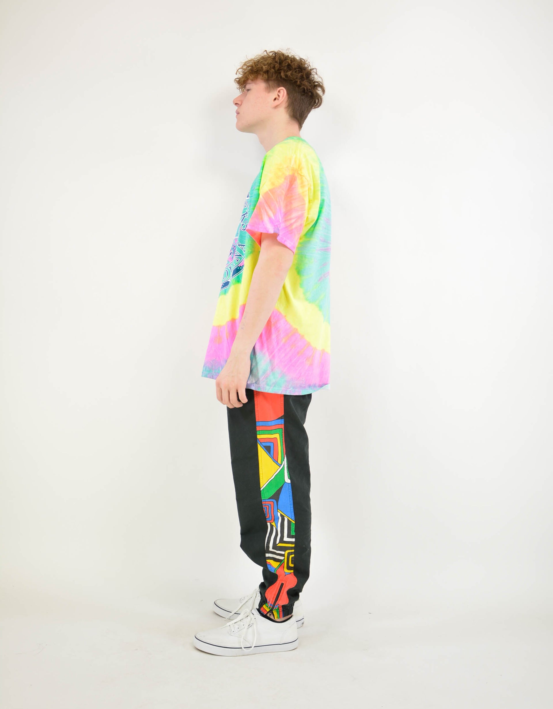 Batik tee - PICKNWEIGHT - VINTAGE KILO STORE