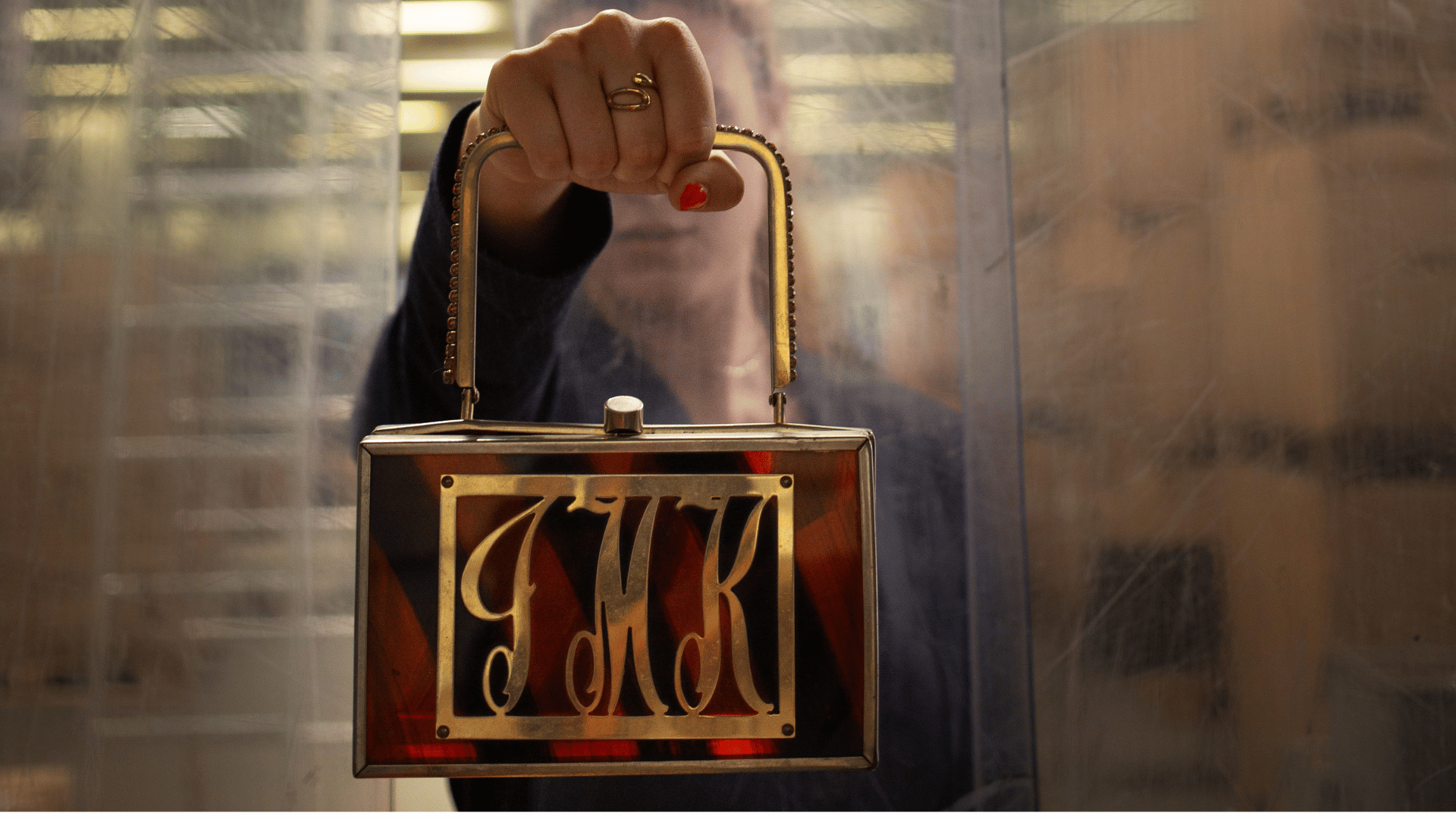 LIMITED ARCHIVE PIECES