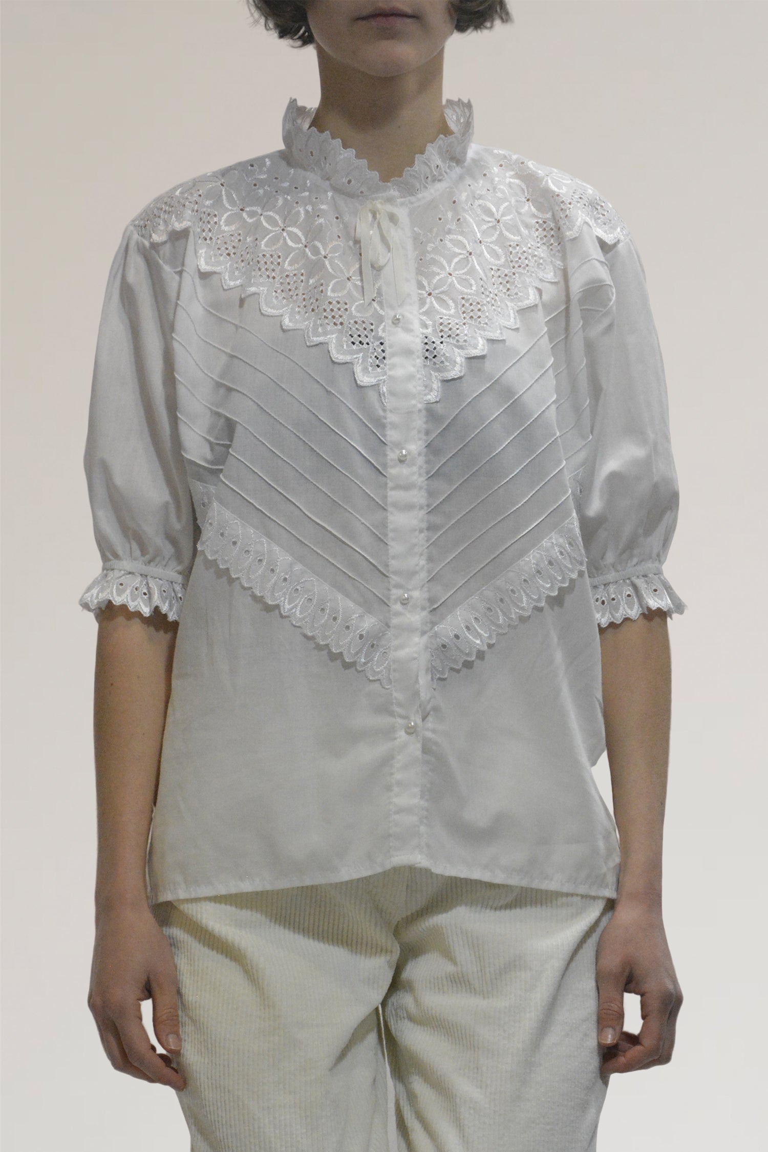 White embroidered blouse - PICKNWEIGHT - VINTAGE KILO STORE